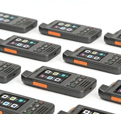 comprar F2 Grado de protección IP68 Red pública 4G NFC Reducción de ruido de doble micrófono Radio bidireccional 5G POC Walkie Talkie fabricación en línea