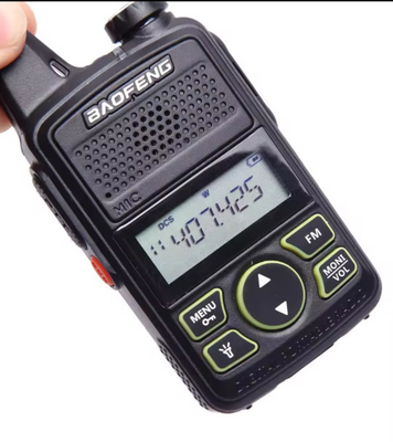 Bf-T1 2W 2km 5km alcance USB recargable Mini portátil Baofeng Walkie Talkie para restaurante